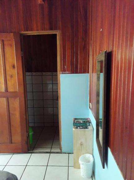 Hostel California Monteverde ภายนอก รูปภาพ